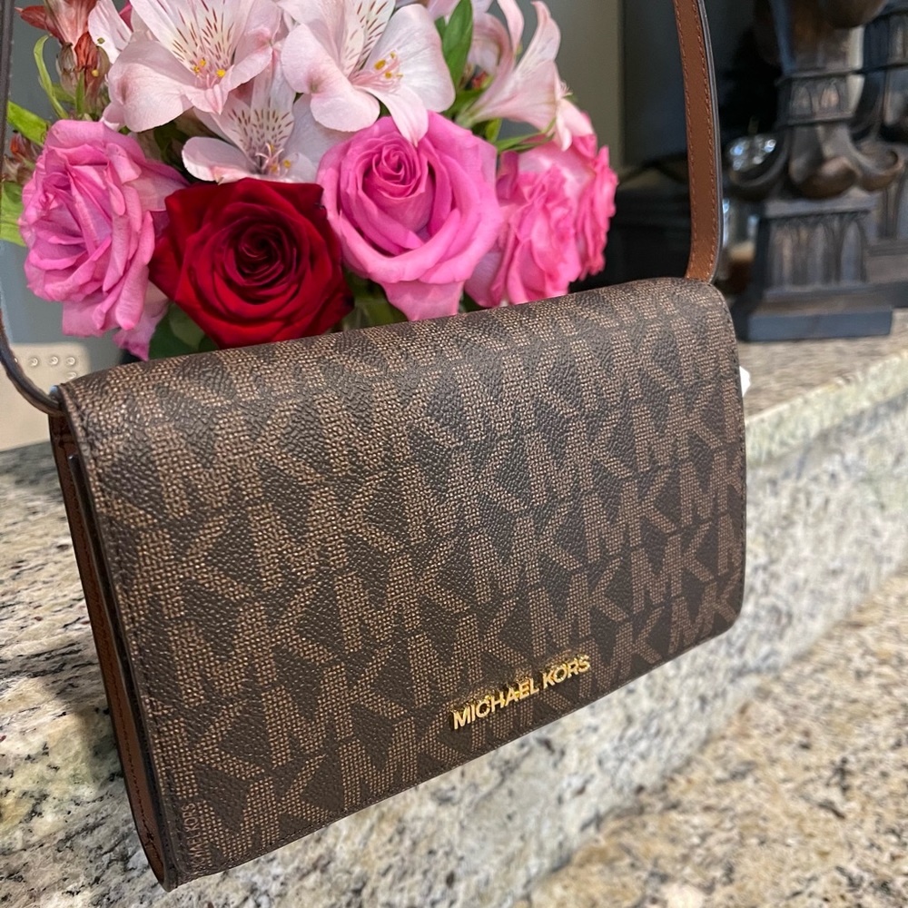 💗 Michael Kors brown crossbody with wallet, new! 💗